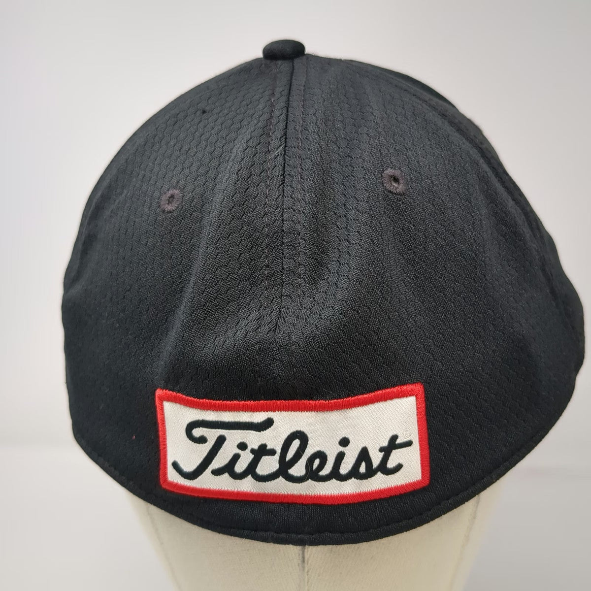 Titleist Baseball Cap Black XL Pro V1 FootJoy Performance Mesh Stretch Fit Hat