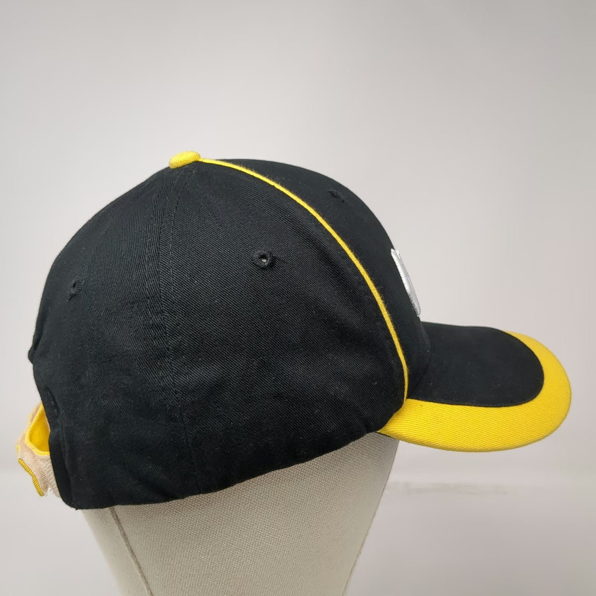 Renault F1 Team Castrol Edge Formula 1 Racing Baseball Cap Black One Size Hat