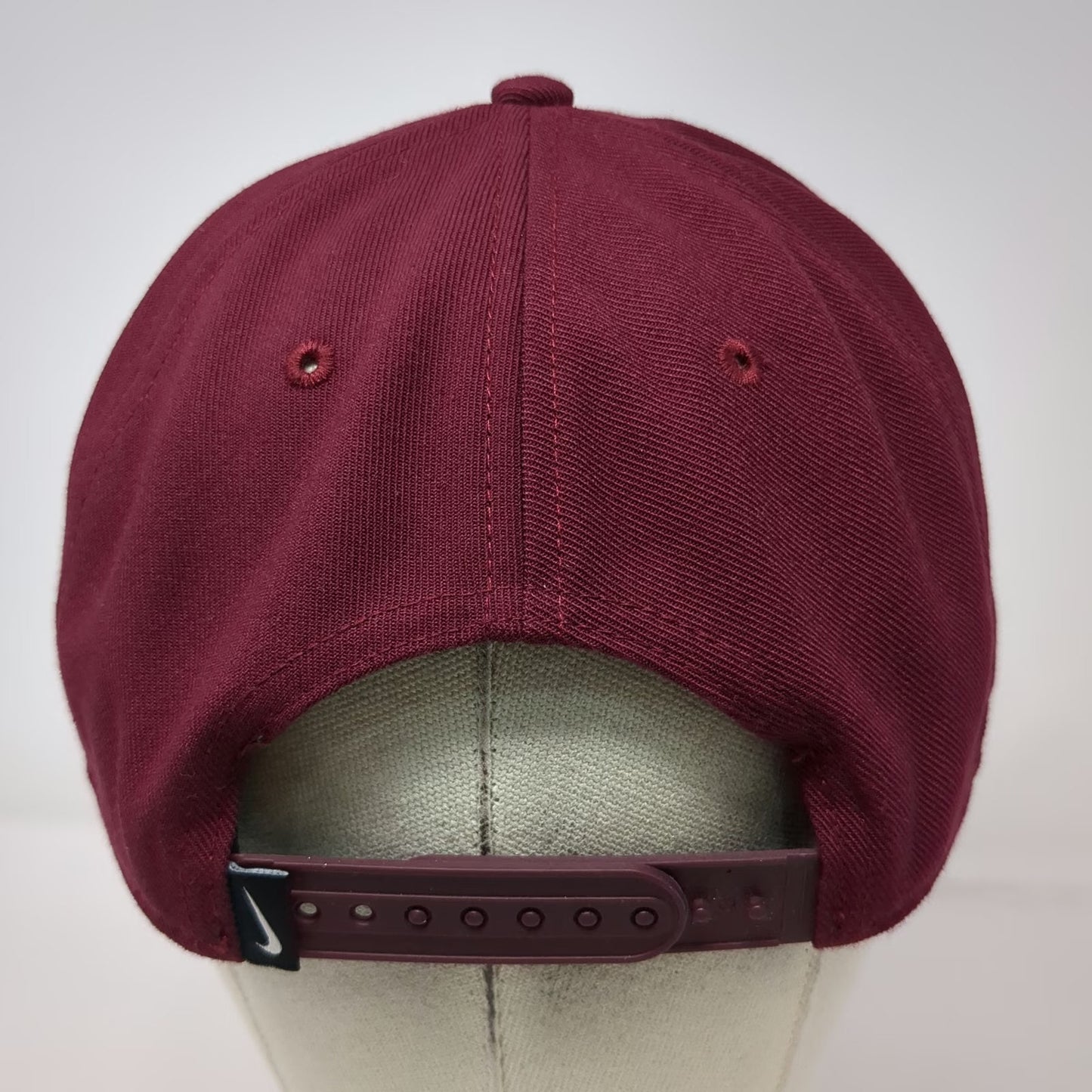 Nike Snapback Hat Red White One Size Flat Brim Dri-Fit Swoosh Logo Athletic Pro