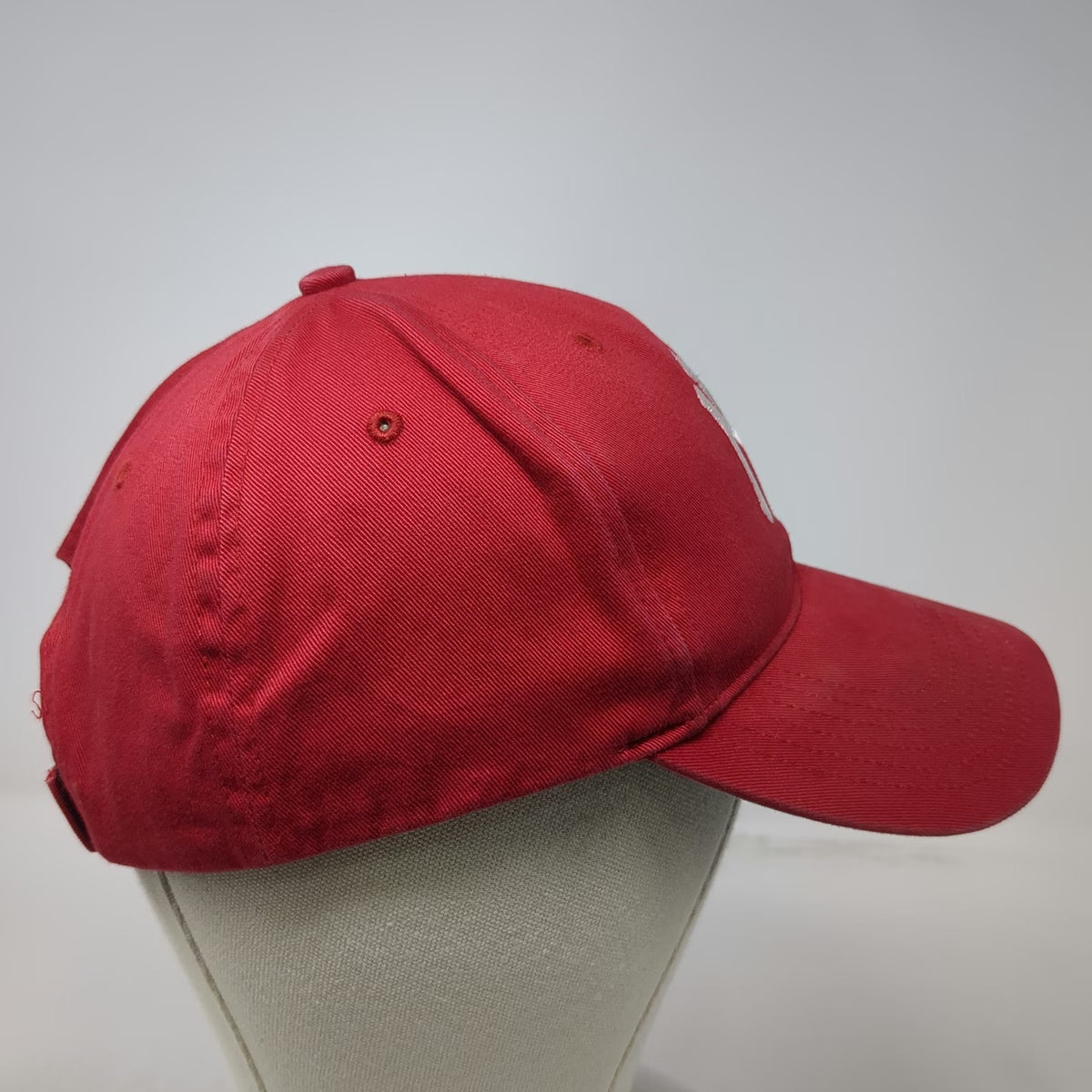 MLB New York Yankees Red Baseball Cap One Size Hat T.E.I. Strapback NY Gray Brim