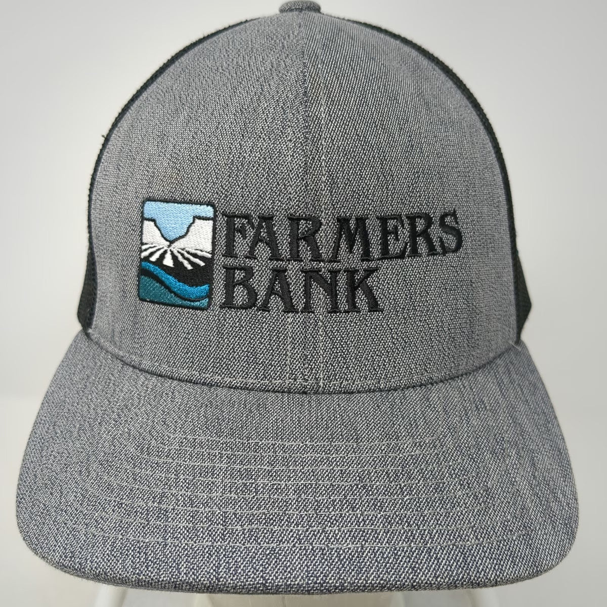 Pacific Headwear Trucker Hat Gray One Size Farmers Bank Since 1917 Mesh Snapback