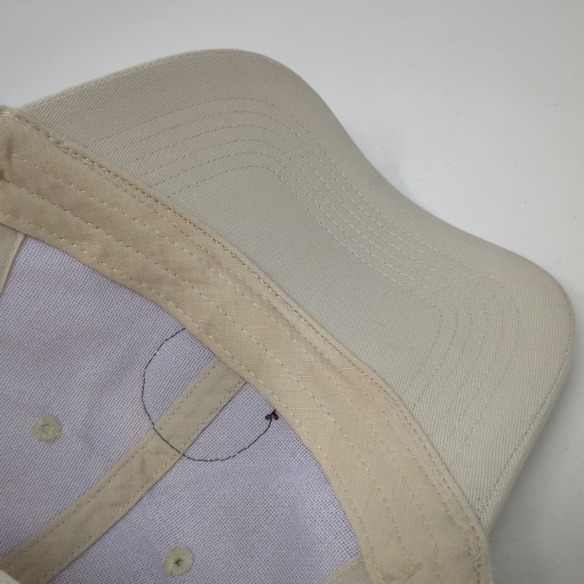 Trucker Hat Beige One Size Snapback Mesh Back Hawaii Hanalei Kauai Leather Patch