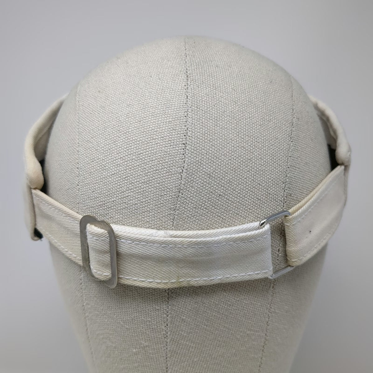 TaylorMade Visor White One Size Adjustable Slideback Golf Hat Black Logo Curved
