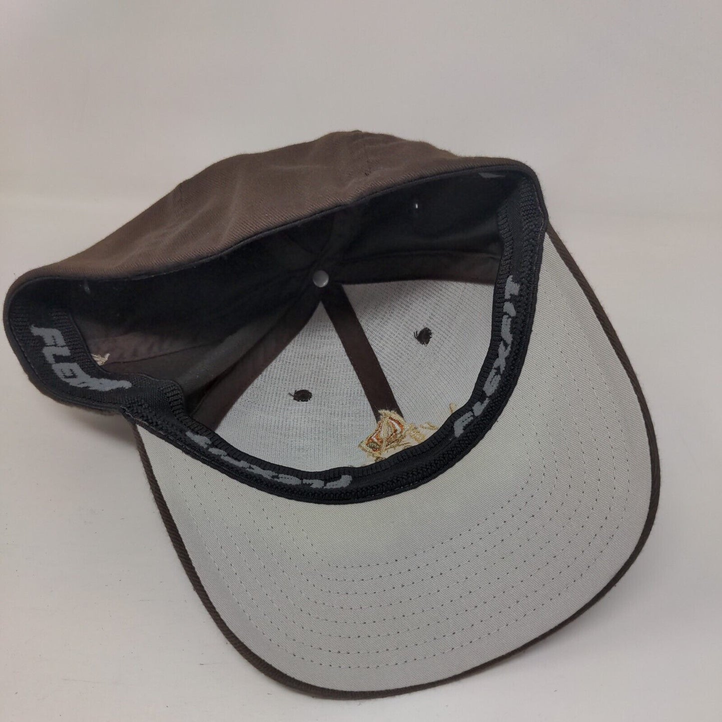 Volcom Fitted Hat Brown S-M Embroidered Flexfit 6 Panel Yupoong