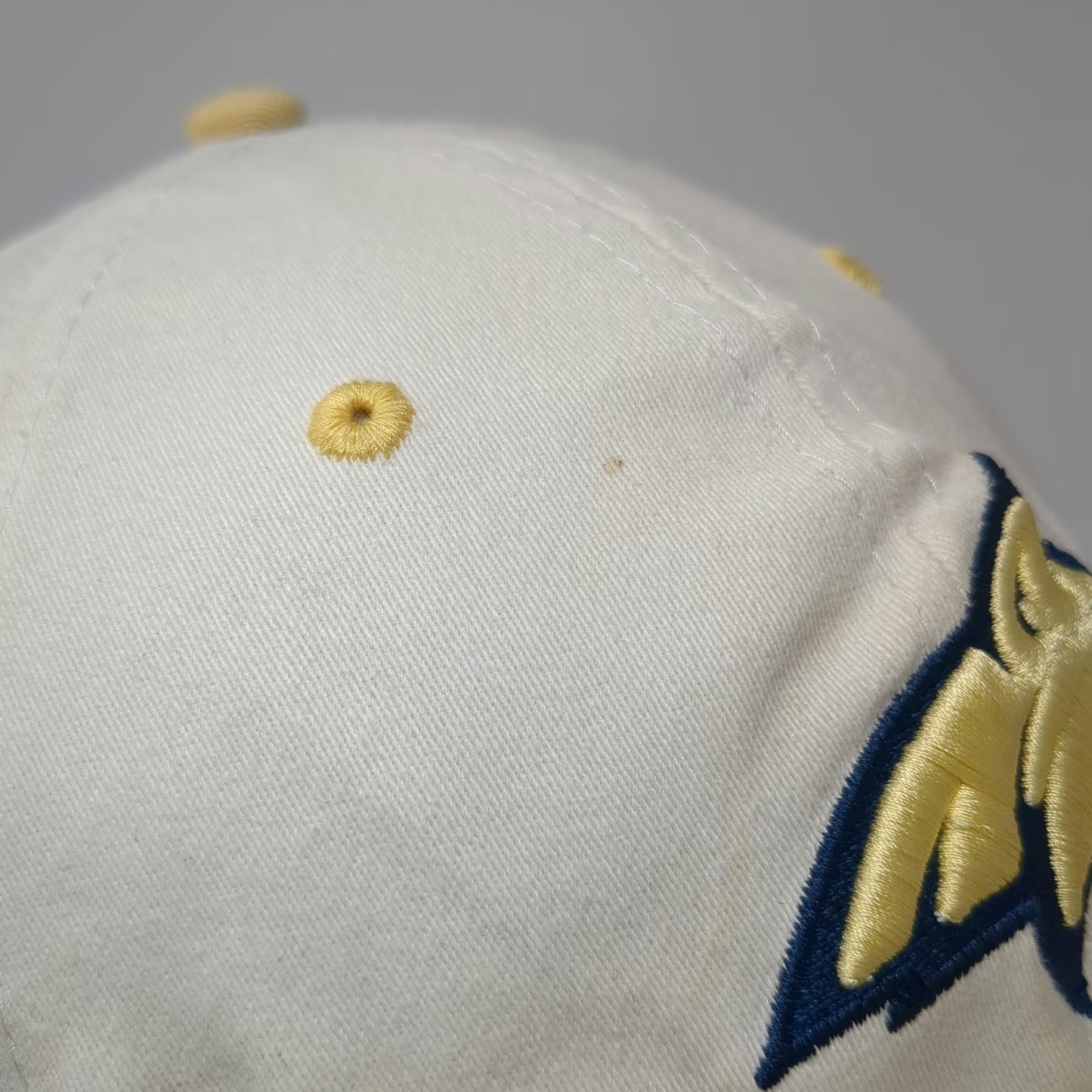 Under Armour Montana State Bobcats NCAA White Yellow Cap One Size Bobcat Club