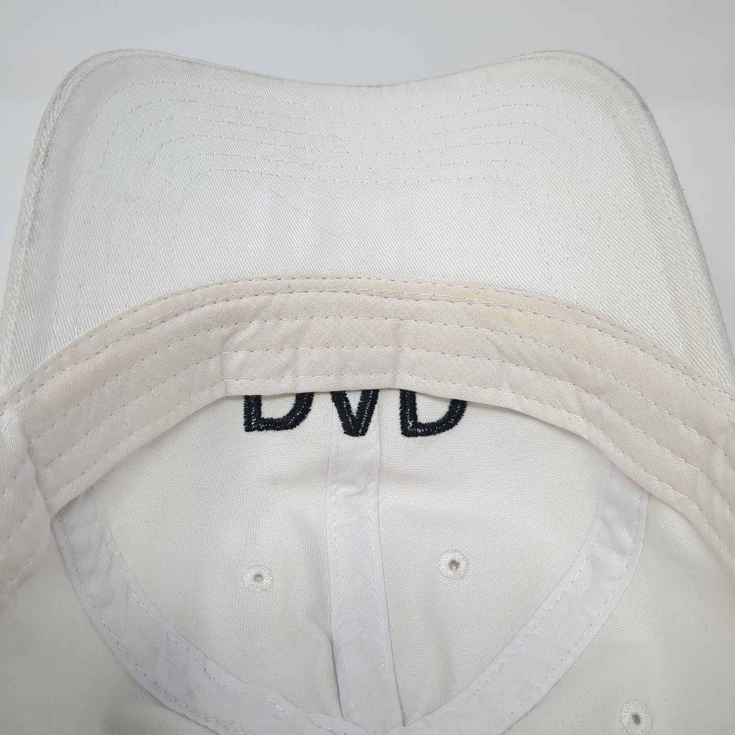 DAD. Slideback Baseball Cap White One Size Adjustable Embroidered 6 Panel