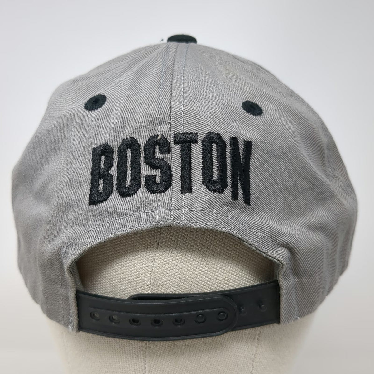 KBETHOS Snapback Hat Gray One Size Boston Basketball 3D Embroidery Flat Brim