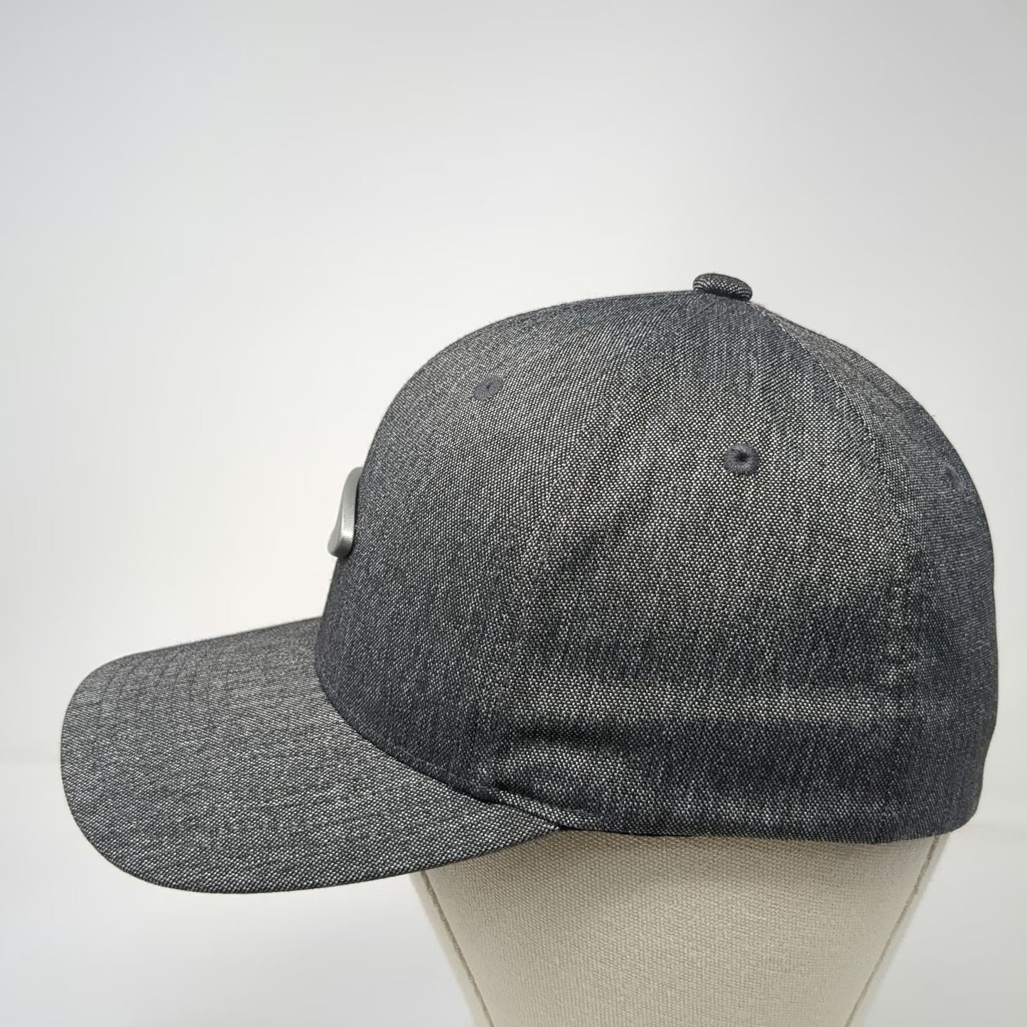 Oakley Baseball Cap Gray M Metal Logo Flexfit Heathered Fitted Hat Stretch