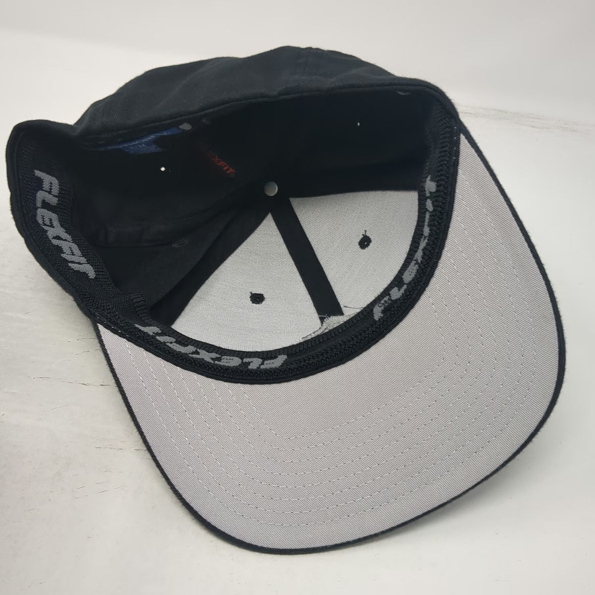 Port Authority Baseball Cap Black M Interfor Embroidered Logo Flexfit Fitted Hat
