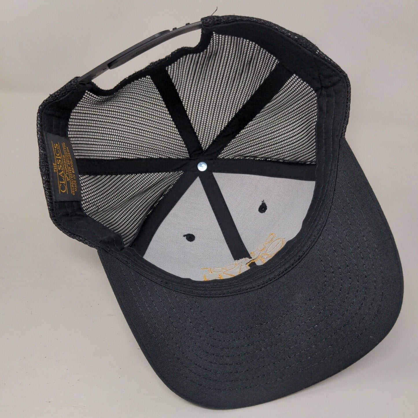 Outdoor Envy Snapback Trucker Hat Black One Size Mesh Back The Classics Yupoong
