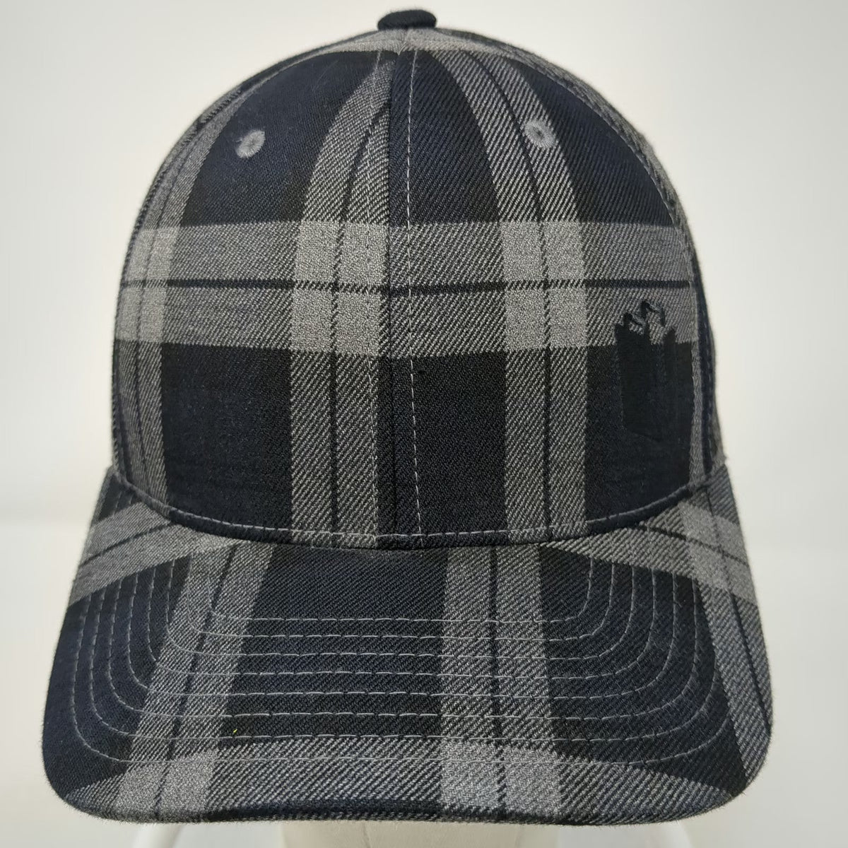 Flexfit Incase Baseball Cap Black Gray M Plaid Tartan Pattern Stretchy Hat
