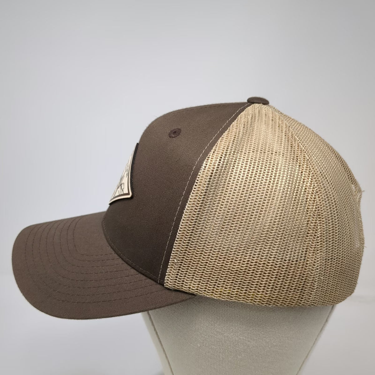 Yupoong Trucker Hat Brown One Size Roger Clyne Peacemakers Sonoran Born Patch