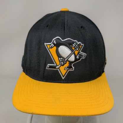 Pittsburgh Penguins Snapback Hat Black Yellow Mitchell & Ness NHL Embroidered