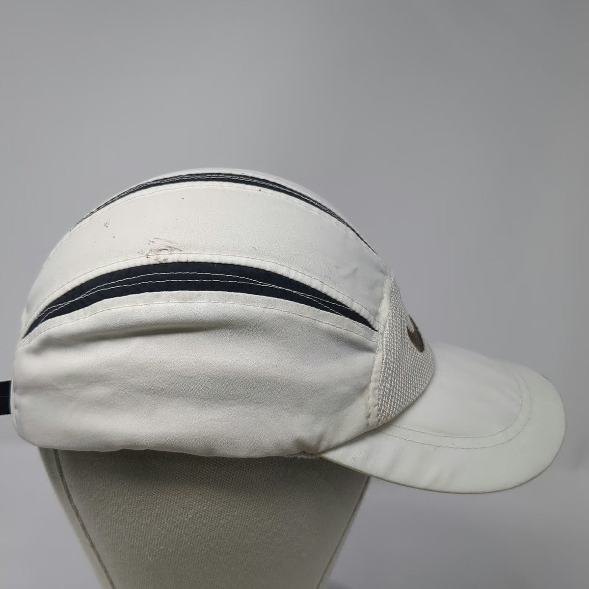 Nike Baseball Cap White One Size Mesh Panel Technical Adjustable Strapback Hat