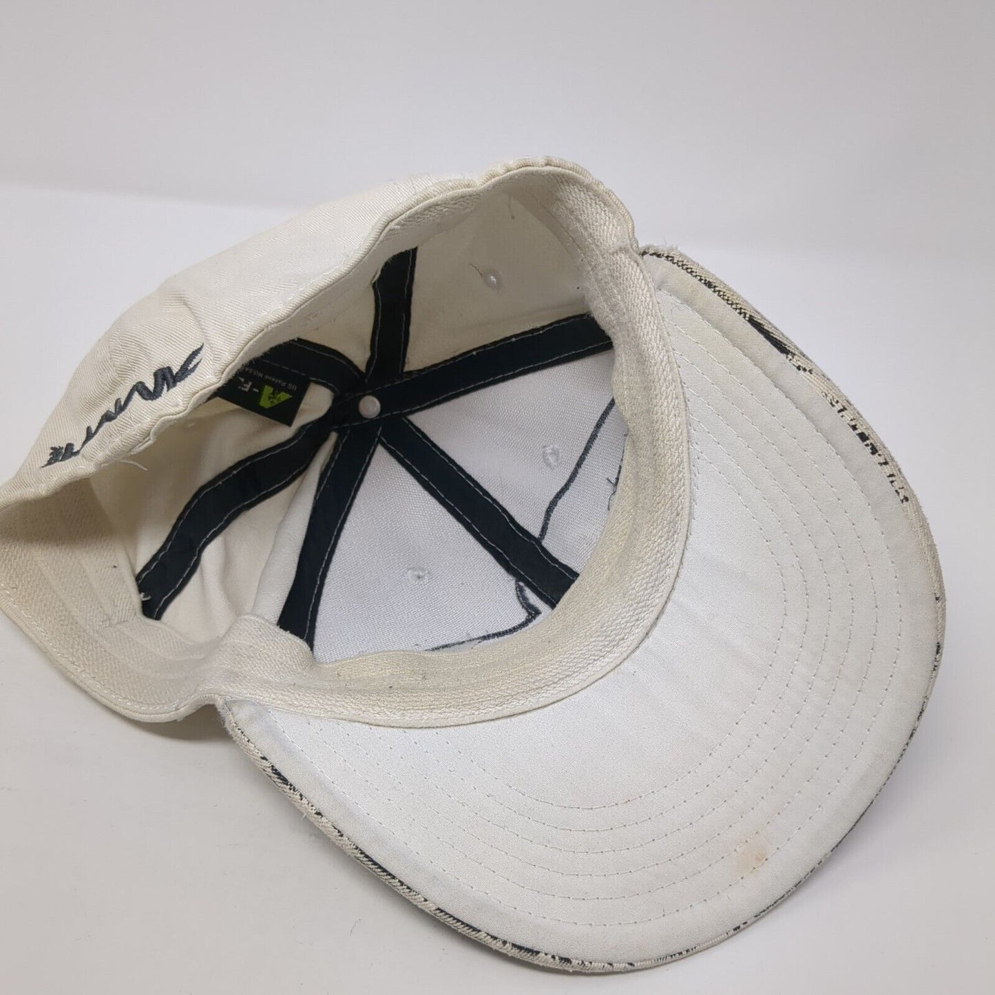 Tony Hawk Fitted Hat White L/XL Embroidered Stretch A-Flex 6 Panel