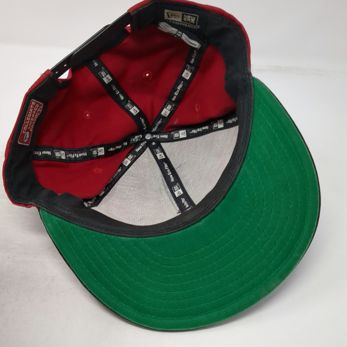 New Era UNLV Rebels NCAA Red Snapback Hat OS OSFM Flat Brim Mascot Logo Cap