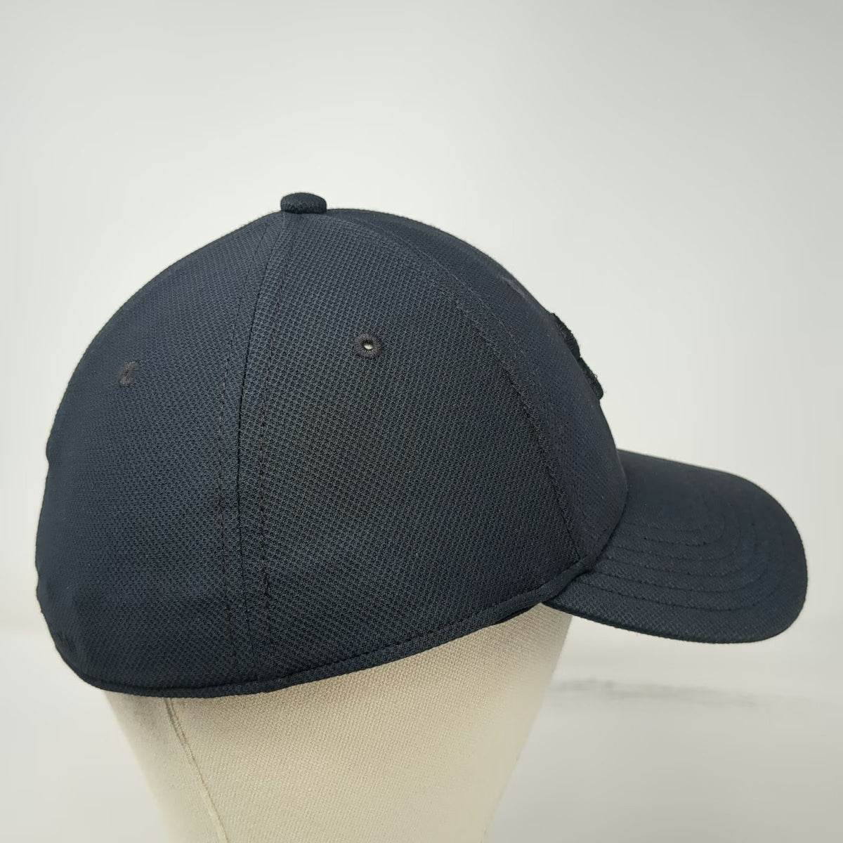 Under Armour Baseball Cap Black L Tonal Logo Performance Curved Brim Classic Hat