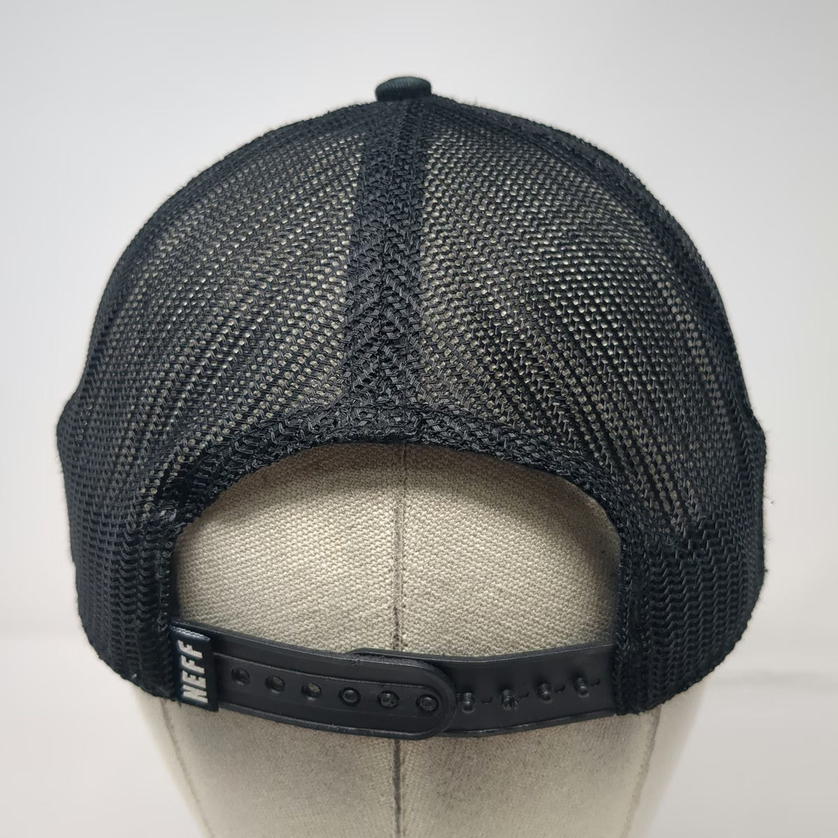 Neff Trucker Hat Black OSFM Mickey Mouse Disney Patch Mesh Snapback Flat Bill
