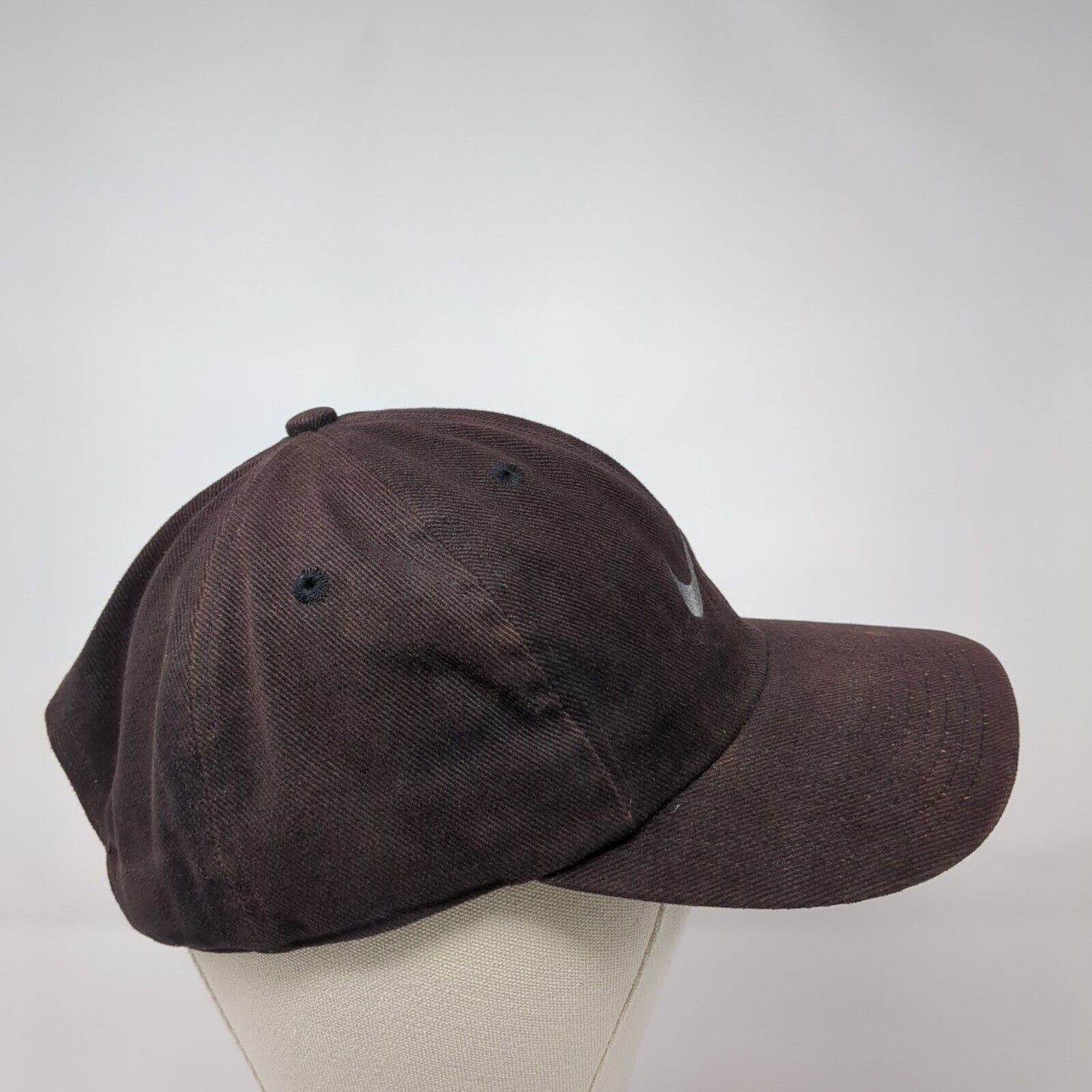 Nike Slideback Hat Black One Size Adjustable Embroidered Swoosh 6 Panel Cotton