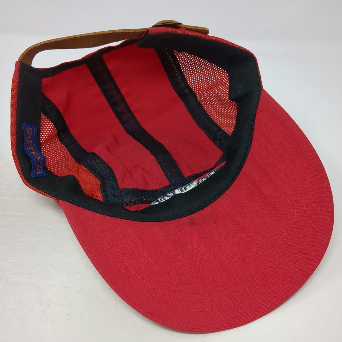 Pendleton 5 Panel Red Hat One Size Mesh Side Fishing Lure Leather Strapback