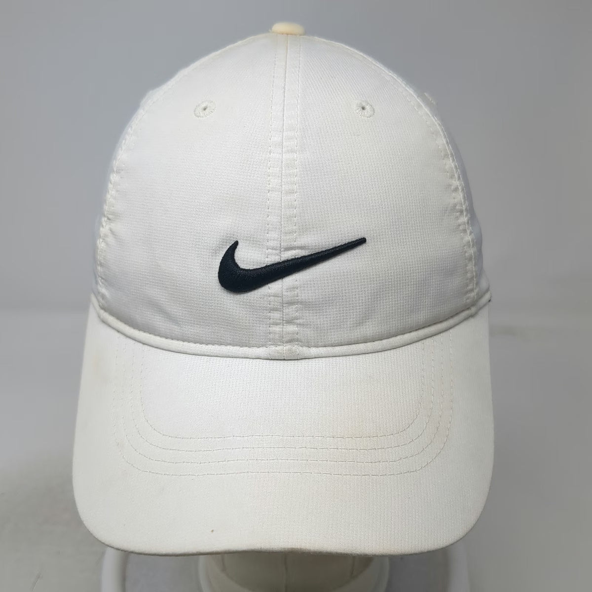 Nike Baseball Cap White One Size Legacy91 Dri-Fit Swoosh Logo Strapback Golf Hat