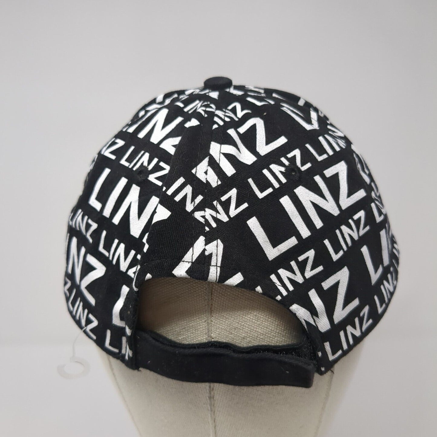 LINZ Strapback Baseball Cap Black One Size Adjustable 6 Panel Cotton