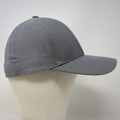 Under Armour Baseball Cap Gray L Fitted Textured Polyester Moisture Wicking Hat