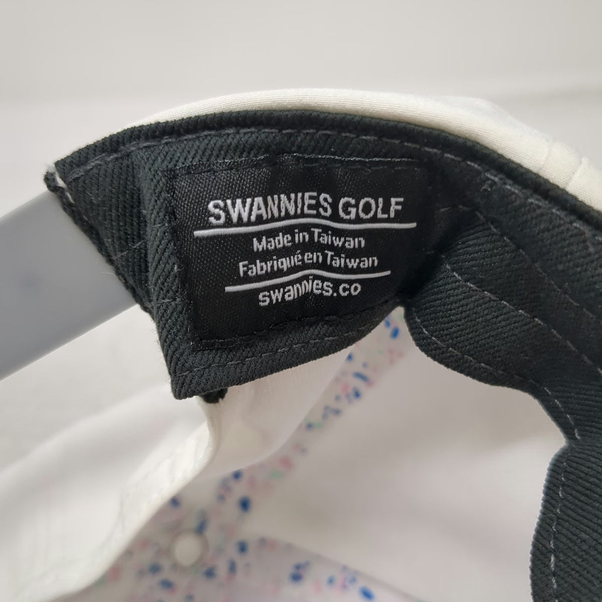 Swannies Snapback White One Size Hat Blue Swan Logo Performance Gray Strap