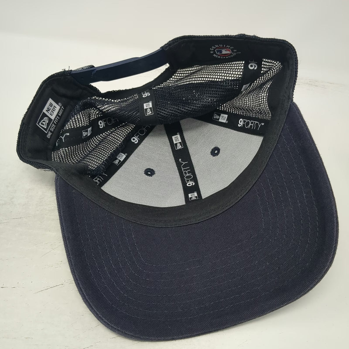 New York Yankees MLB New Era Trucker Hat Blue White One Size Mesh Snapback