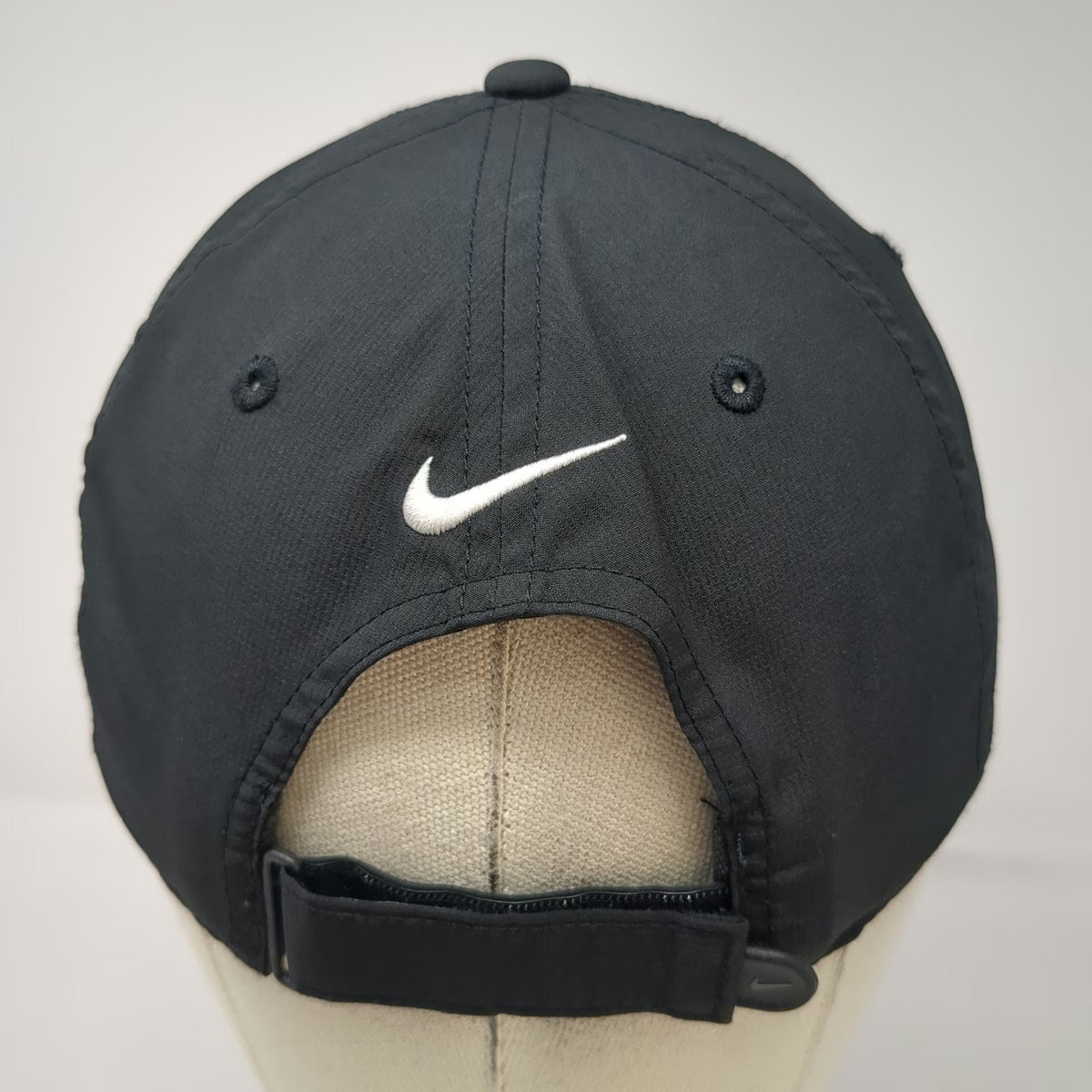 Nike Baseball Cap Black OSFM Legacy 91 Dri-FIT Strapback Hat Swoosh Sport Logo