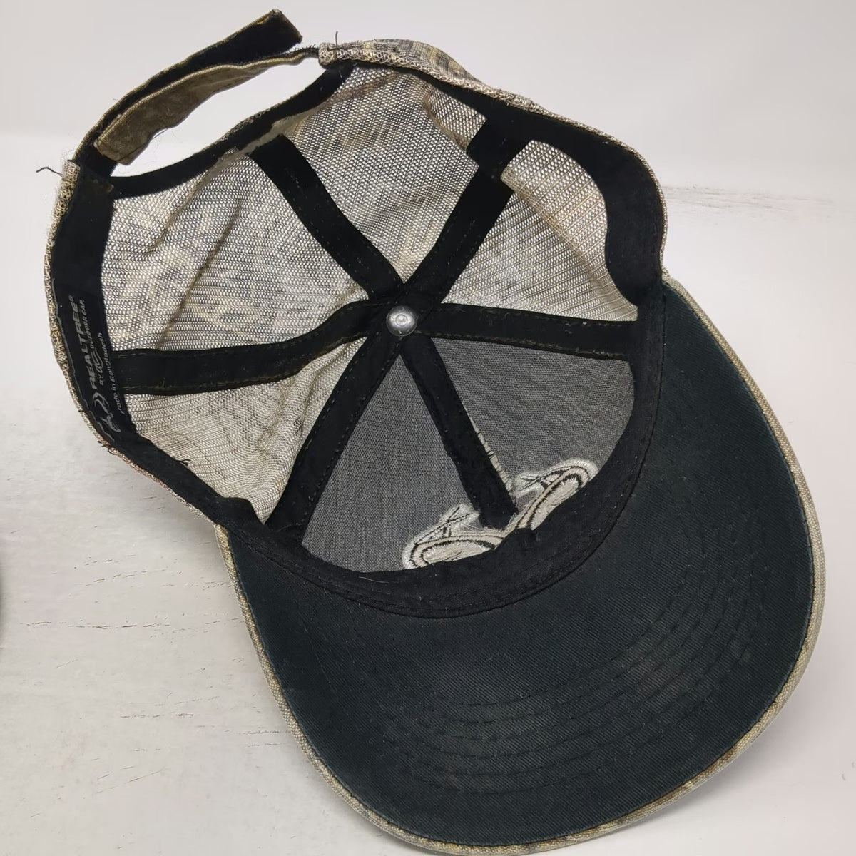 Realtree Baseball Cap One Size Brown Black Camo Mesh Strapback Antler Logo Hat