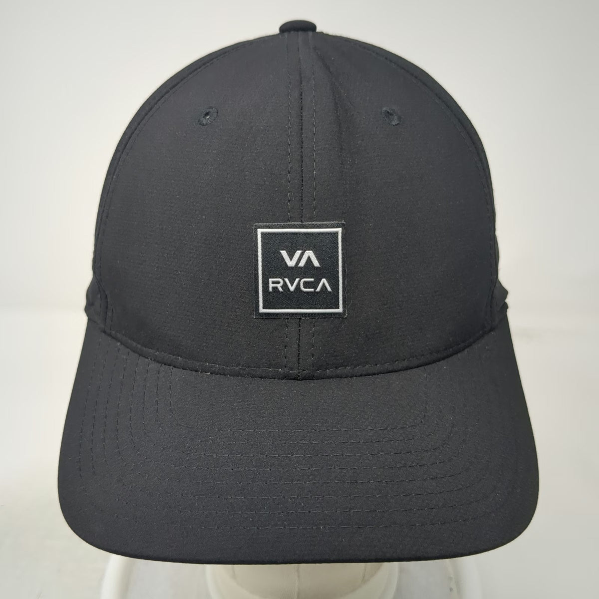 RVCA Baseball Cap Black One Size Fitted Flexfit Mid Fit Logo Patch Nylon Hat