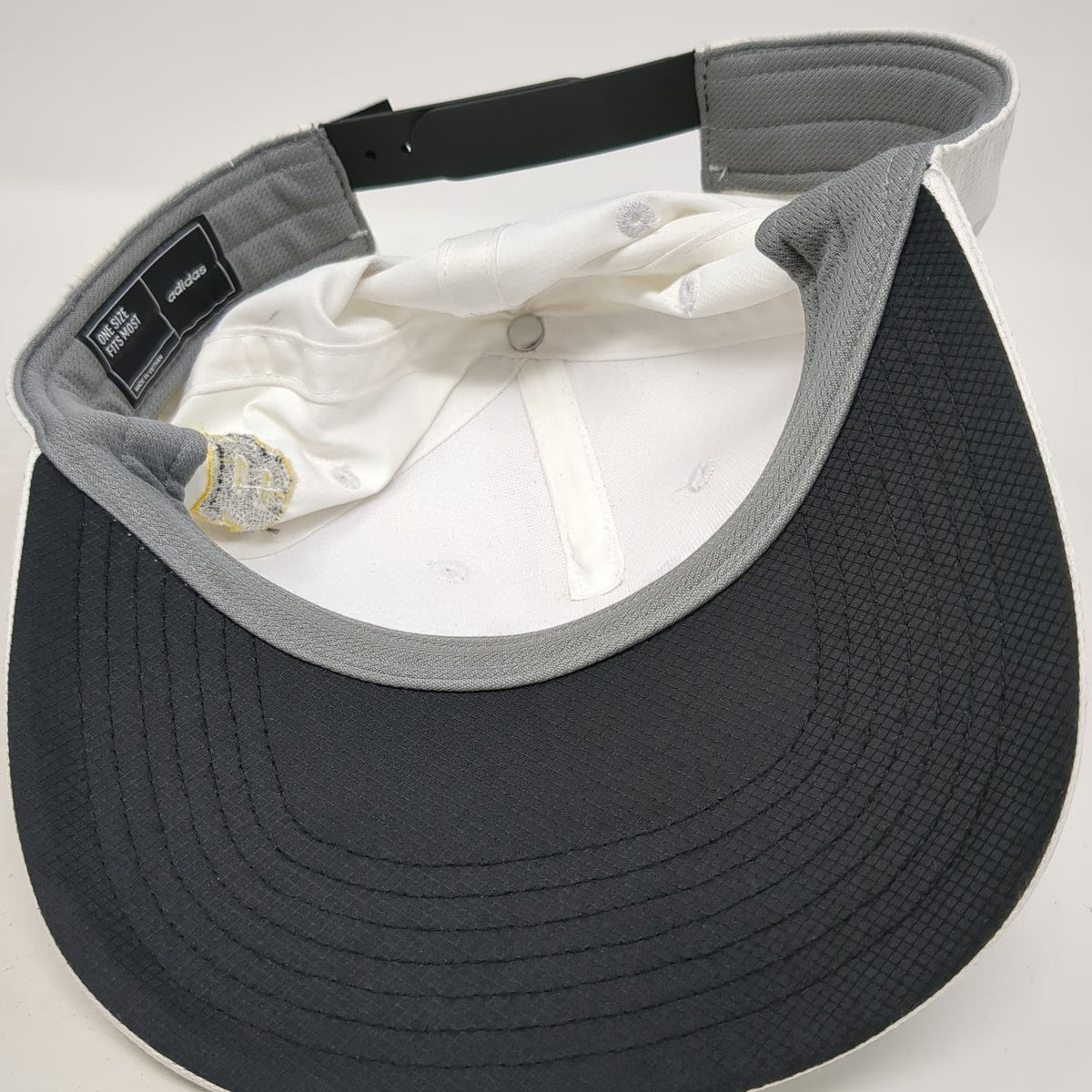 Adidas 5 Panel White One Size Hat BK Golf Logo Snapback 3 Stripes Performance
