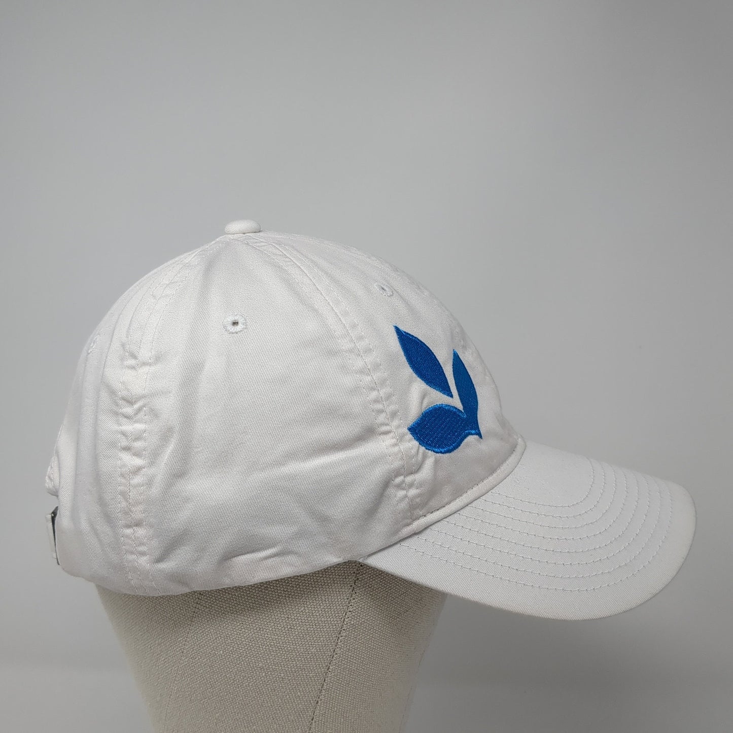Nike Heritage86 Slideback Hat White One Size Embroidered Logo Dri-Fit
