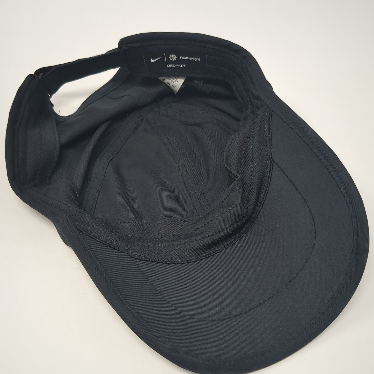 Nike Swoosh Strapback Hat Black One Size Embroidered Logo Featherlight