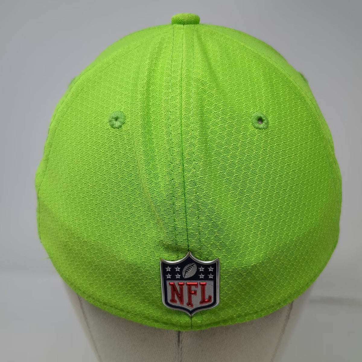 Seattle Seahawks NFL New Era Cap Hat Green M Metallic Logo 39THIRTY Flex