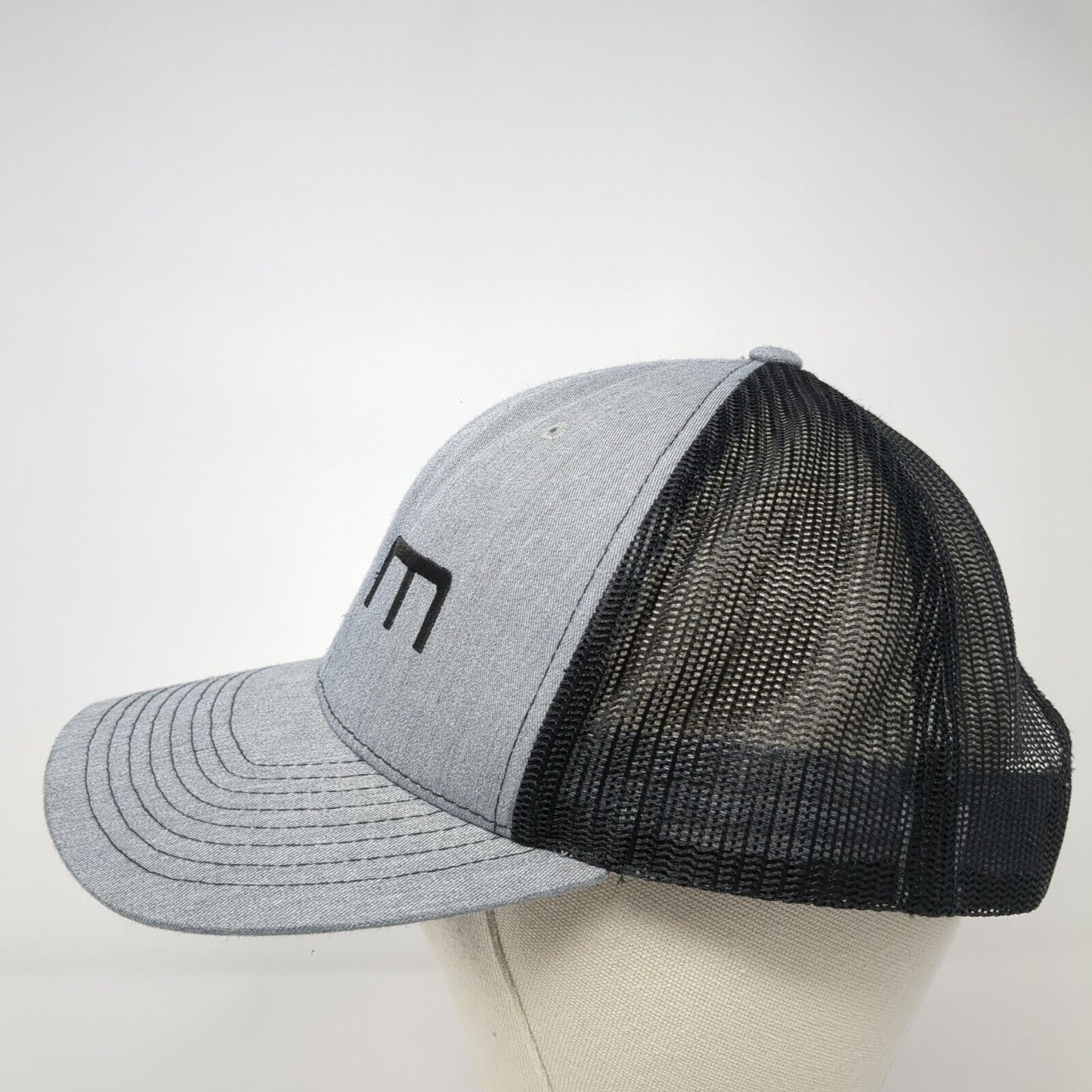 Richardson Snapback Mesh Back Trucker Hat Gray One Size Embroidered m|m