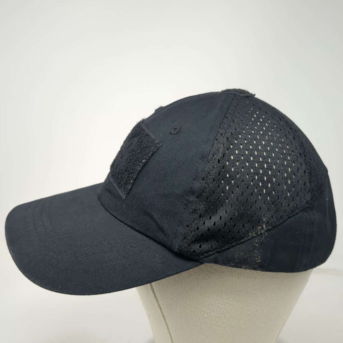 Fox Xtreme Endurance Baseball Cap Black One Size Mesh Wolf Patch Hat Strapback