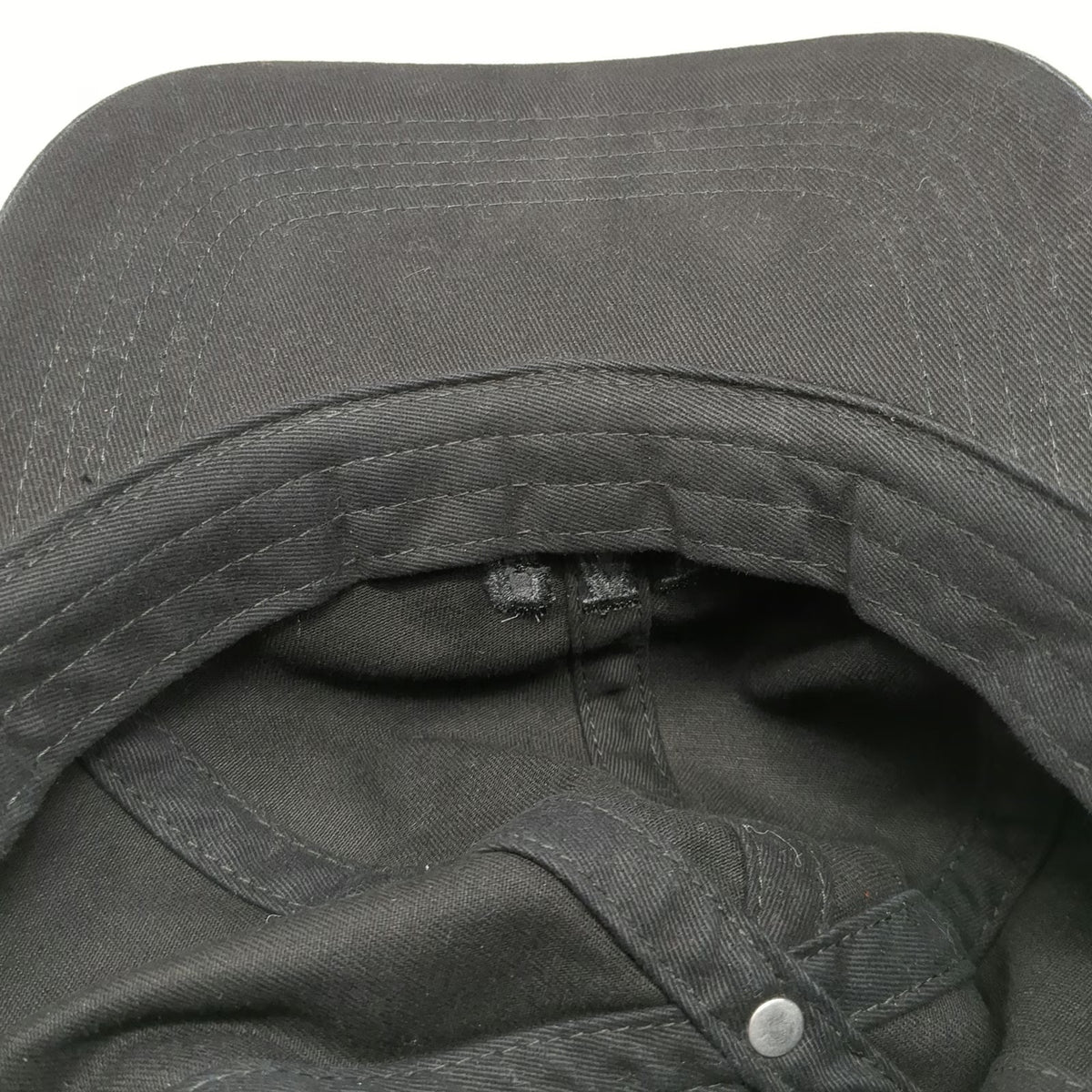 Gap Black Baseball Cap OSFM Adjustable Cotton Embroidered Logo Curved Brim Hat