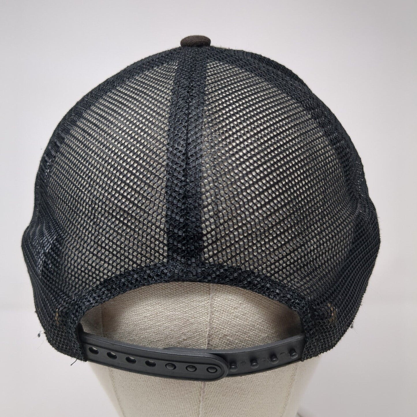 New Era Snapback Mesh Back Trucker Hat Green One Size Embroidered Logo