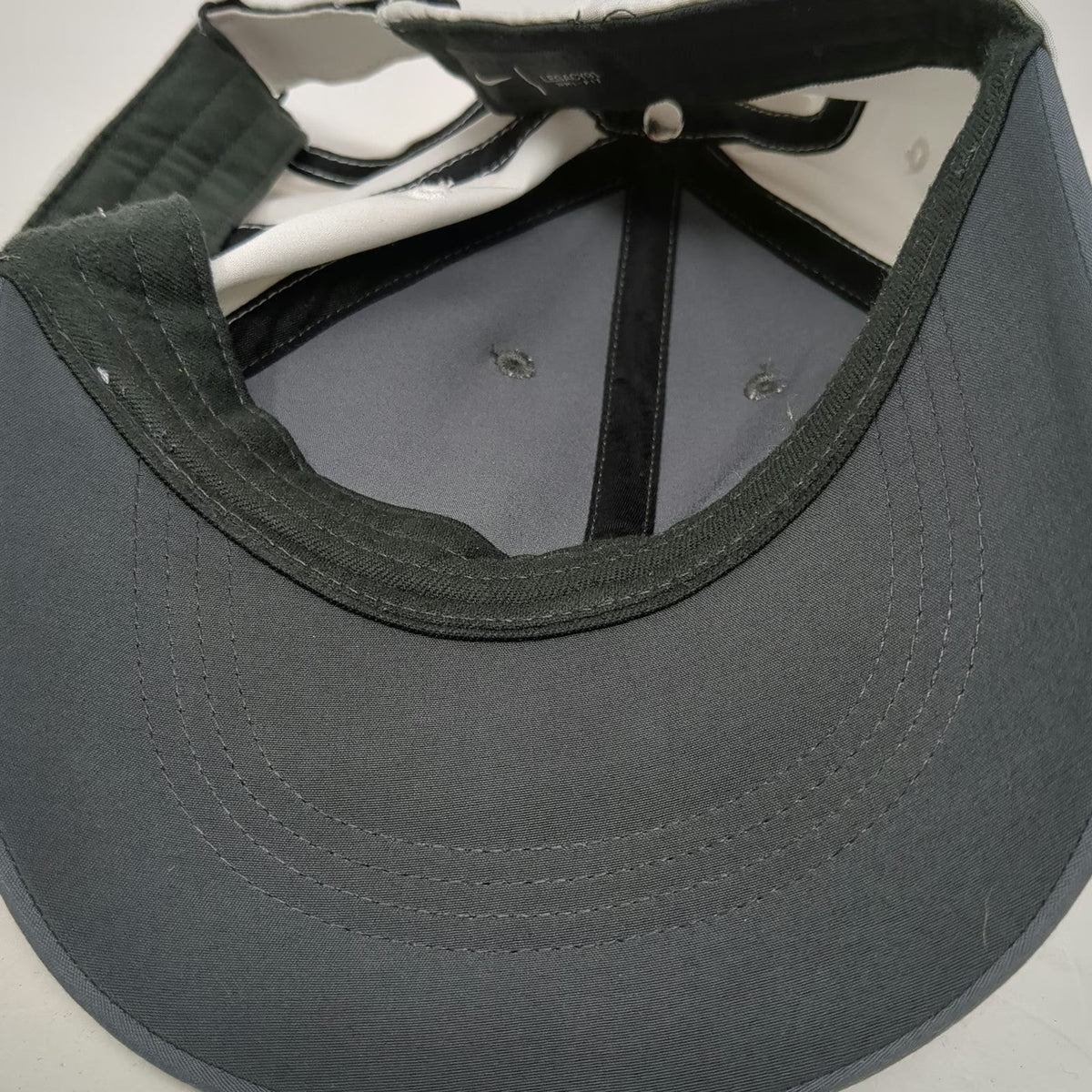 Nike Baseball Cap Gray One Size Chick-fil-A Dri-Fit Legacy 91 Strapback Hat Logo