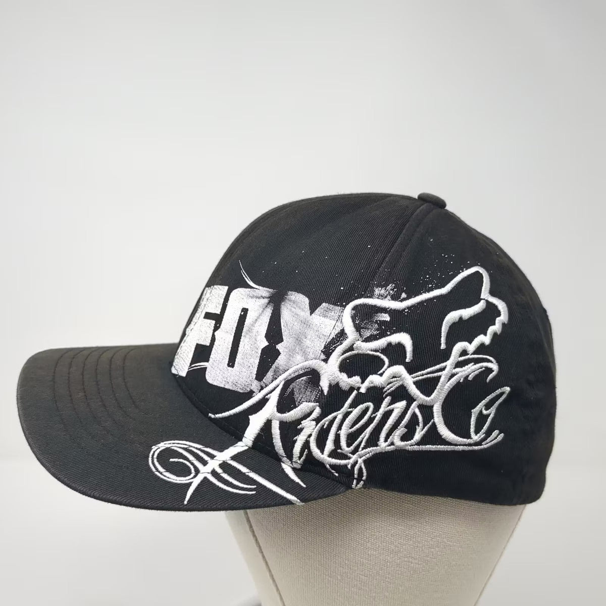 Fox Racing Flexfit Cap Black White Riders Co Graphic Embroidered Logo Hat Size M