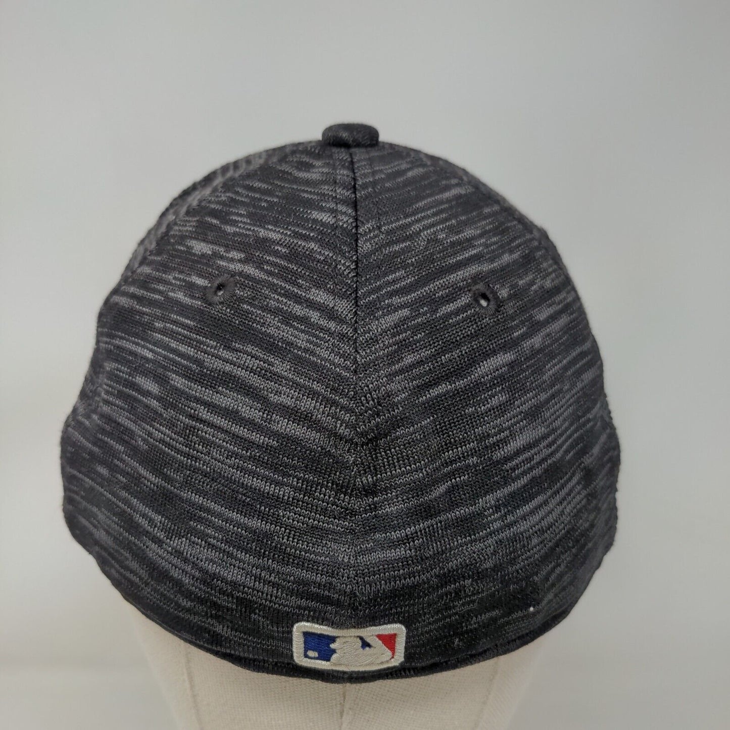 MLB Fitted Hat Gray New York Yankees Size 7 3/8 Embroidered Logo 59 Fifty