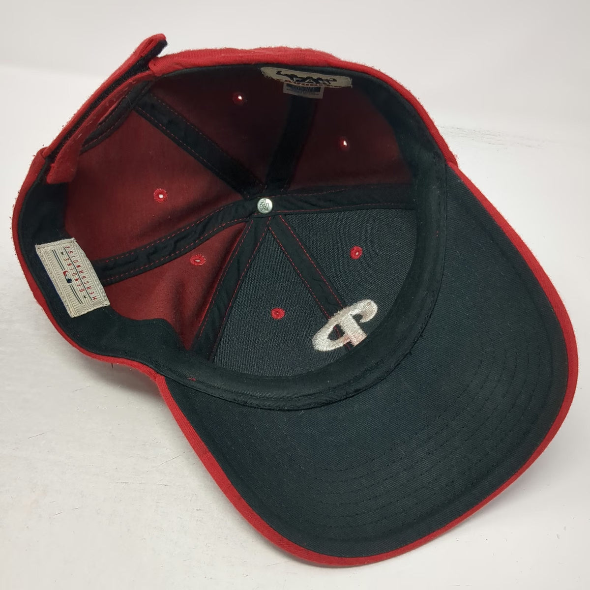 Philadelphia Phillies MLB Fan Favorite Baseball Cap Red One Size Heathered Hat