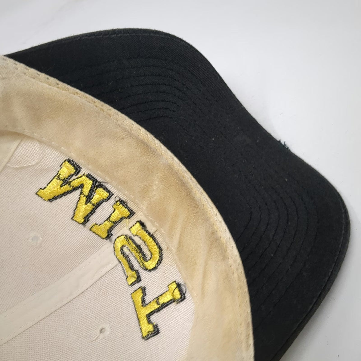 OTTO Snapback White Black Hat One Size MIST Marsing Idaho Speedboat Graphic Logo