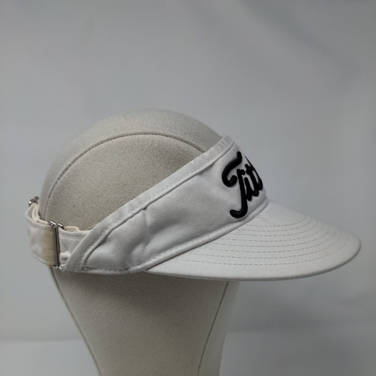 Titleist Slideback Sun Visor Hat White OSFA Adjustable Embroidered