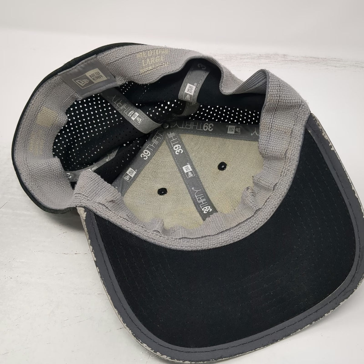 Cincinnati Bengals NFL New Era Cap Gray L Mesh Perforated Stretch Fit Hat
