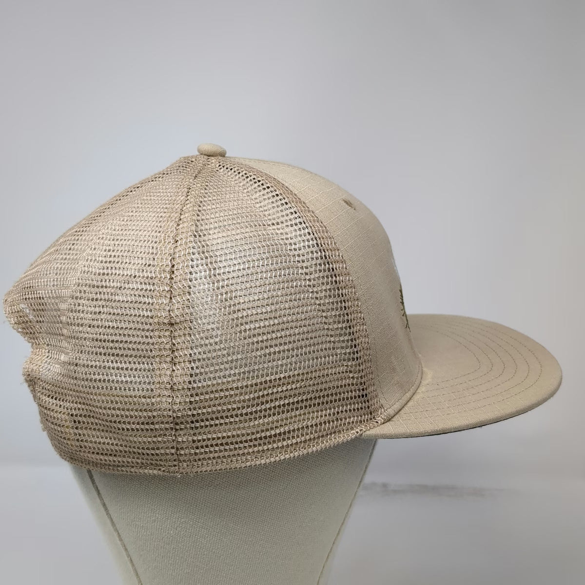 Simms Trucker Hat Beige One Size Fishing Fly Mesh Snapback Curved Brim Outdoor