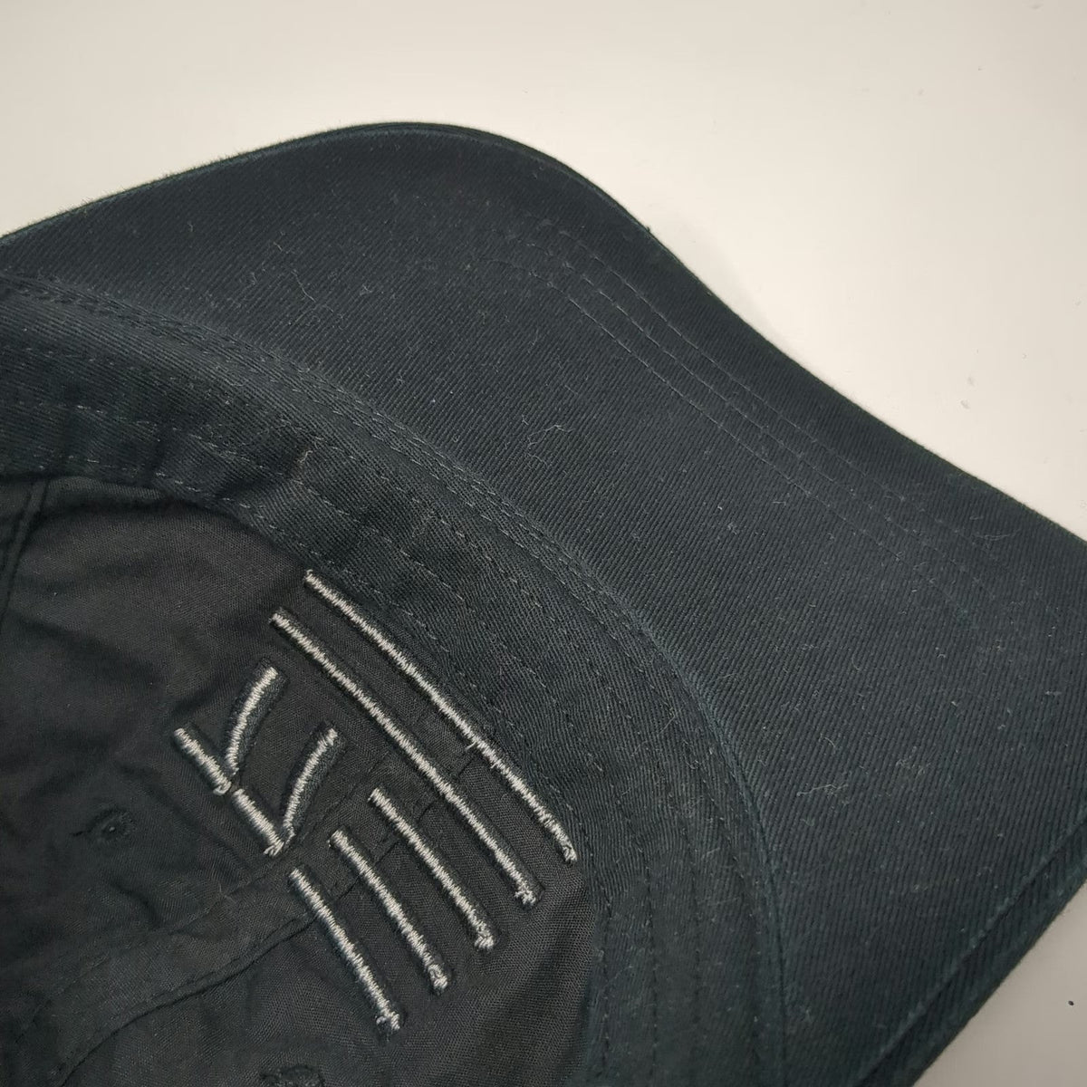 American Eagle Baseball Cap Black One Size Adjustable 77 Flag Logo Cotton Hat
