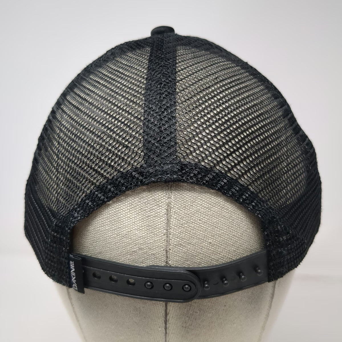 Dakine Trucker Hat Black One Size Elk Deer Mountain Graphic Mesh Rope Snapback